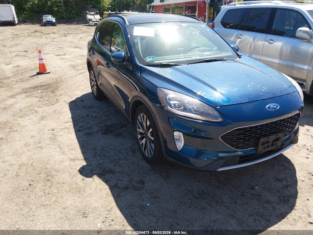 Salvage Ford Escape Image