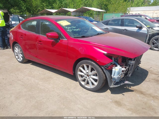 Salvage Mazda Mazda3 Image