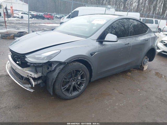 Tesla Model Y Long Range Dual Motor All-wheel Drive