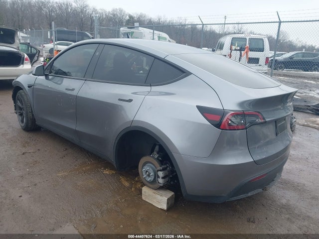 Tesla Model Y Long Range Dual Motor All-wheel Drive