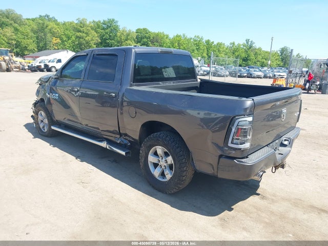 Ram 1500 Express  4x4 5'7 Box