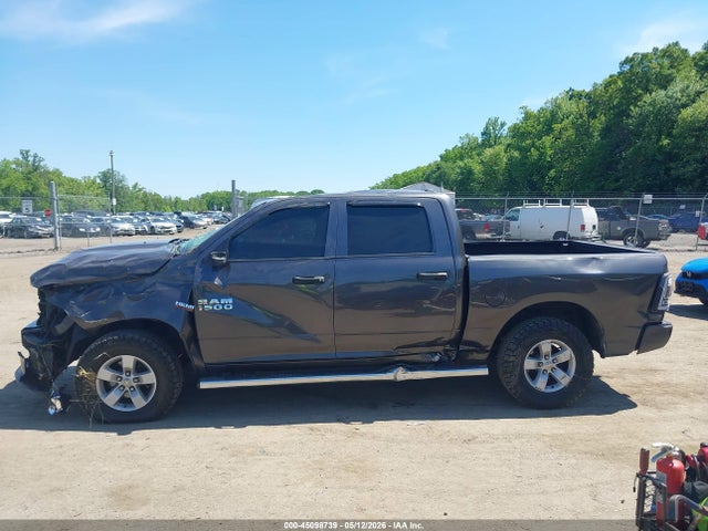 Ram 1500 Express  4x4 5'7 Box