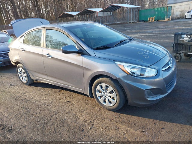 Salvage Hyundai ACCENT Image