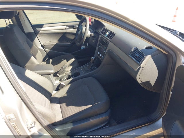 Volkswagen Passat 2.5l S