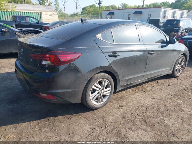 Hyundai ELANTRA Value Edition