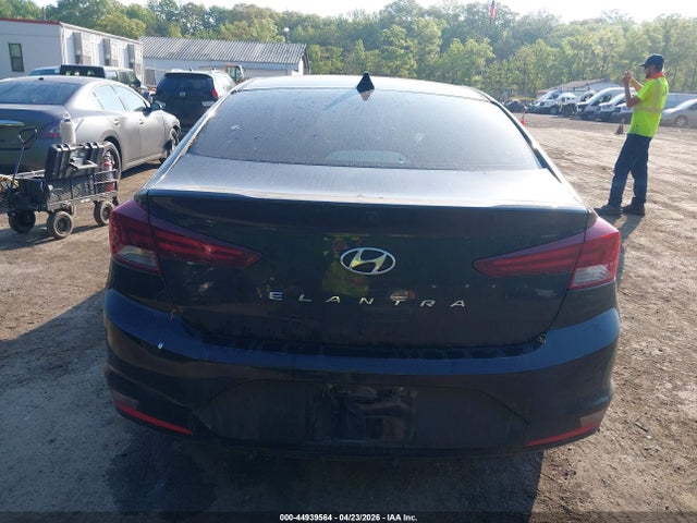 Hyundai ELANTRA Value Edition