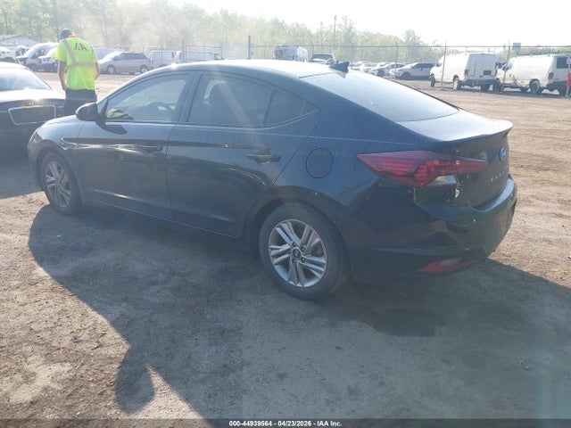 Hyundai ELANTRA Value Edition