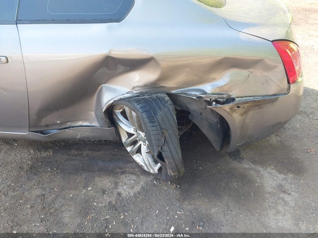 INFINITI G37 Journey