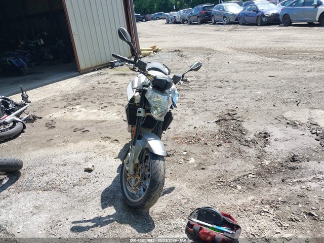 Aprilia Shiver Sl750