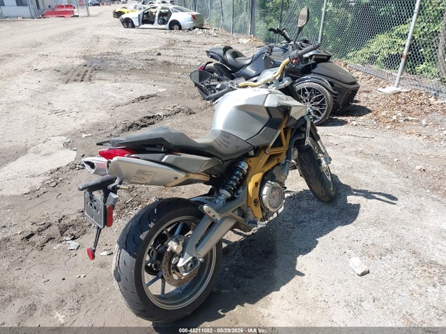 Aprilia Shiver Sl750