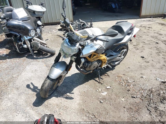 Aprilia Shiver Sl750