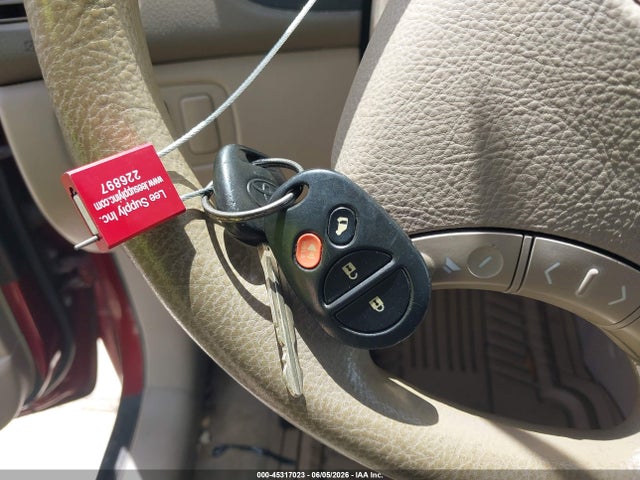 Toyota Sienna Le