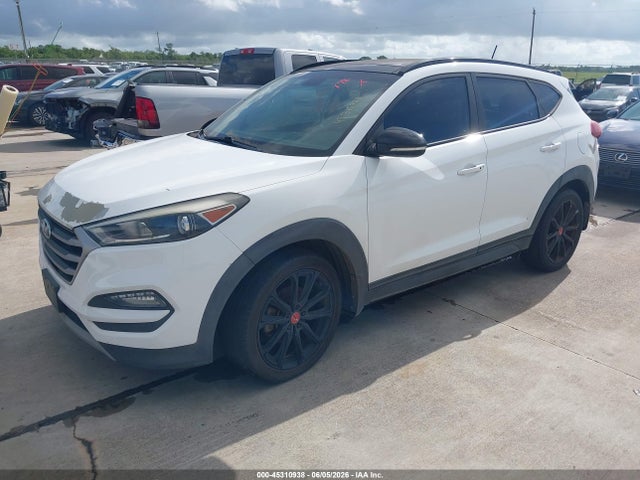 Hyundai TUCSON Night