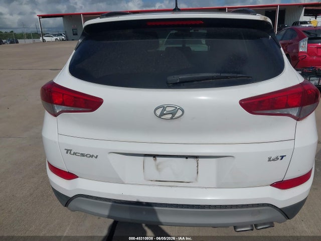 Hyundai TUCSON Night