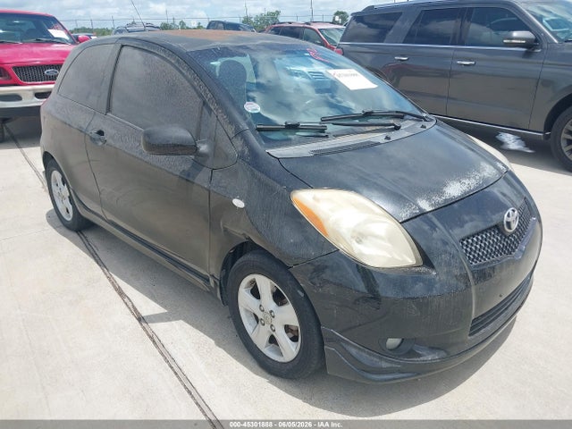 Salvage Toyota Yaris Image