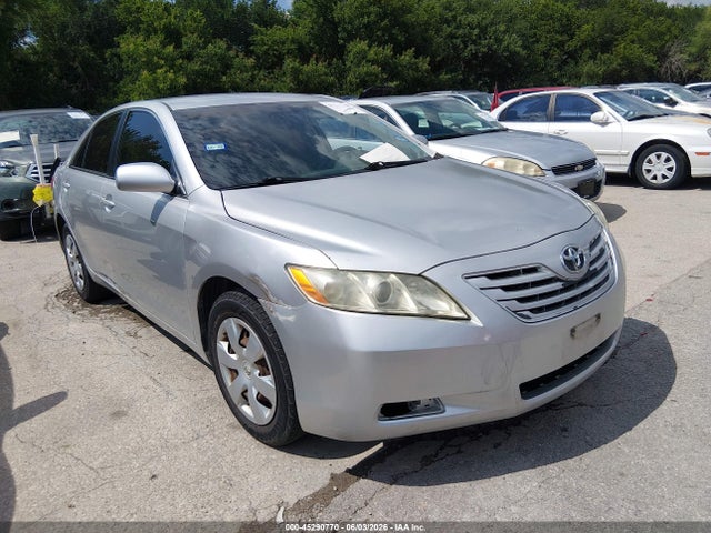 Salvage Toyota Camry Image