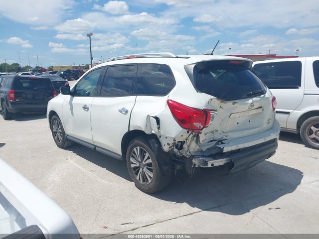 Nissan Pathfinder Sv