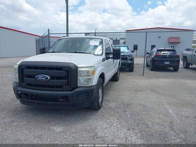 Ford F-350 Xl