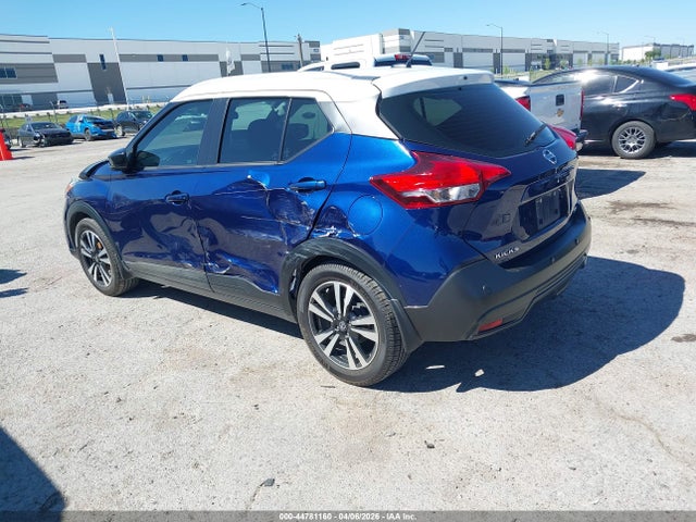 Nissan Kicks Sv Xtronic Cvt