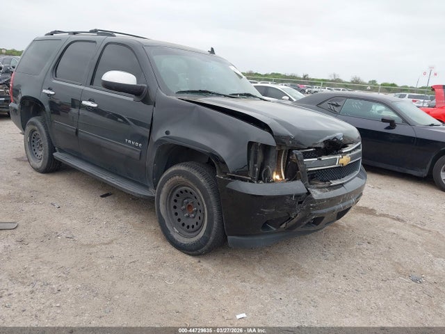 Salvage Chevrolet Tahoe Image