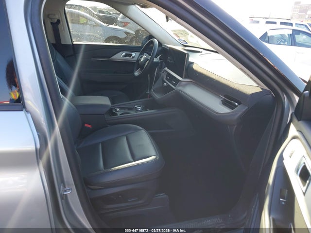Ford Explorer Active