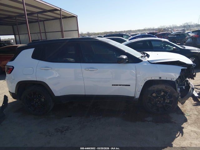 Jeep Compass Altitude 4x4