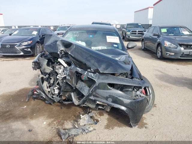 Alfa Romeo Giulia Ti Sport Awd