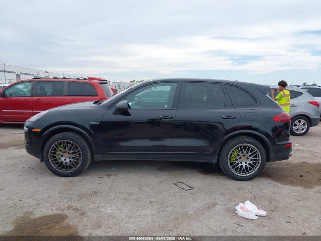 Porsche Cayenne E-hybrid S Platinum Edition