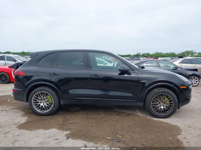 Porsche Cayenne E-hybrid S Platinum Edition