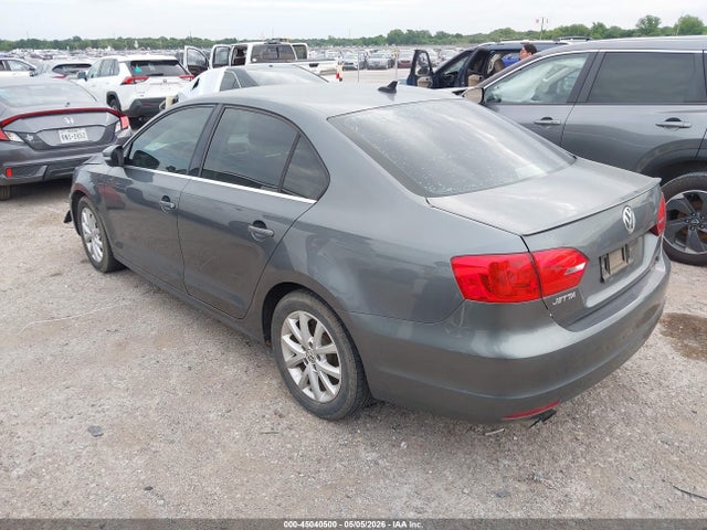 Volkswagen Jetta 1.8t Se