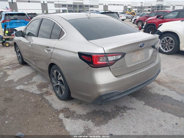 Subaru Legacy Premium
