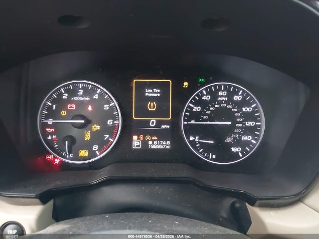 Subaru Legacy Premium