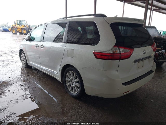 Toyota Sienna Limited Premium 7 Passenger