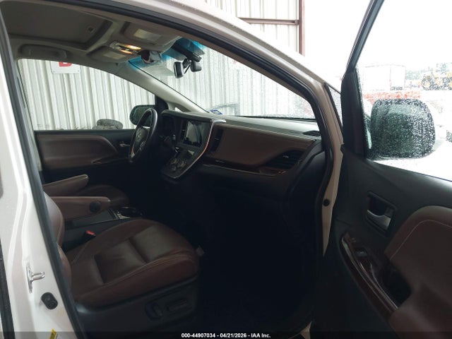 Toyota Sienna Limited Premium 7 Passenger