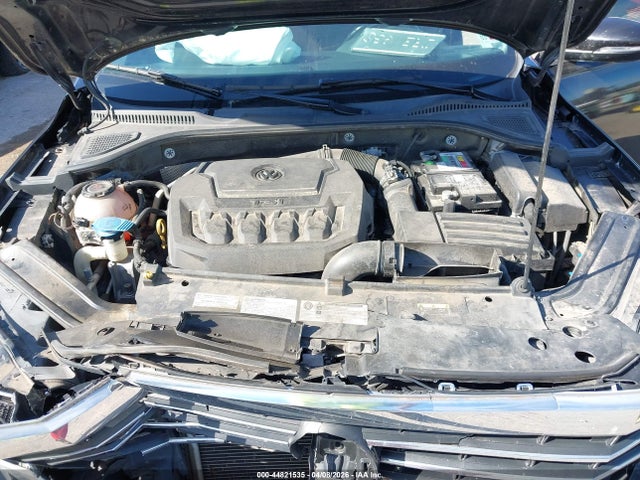 Volkswagen Passat 2.0t R-line