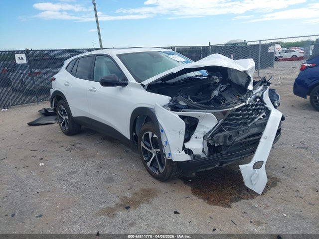 Salvage Chevrolet Trax Image