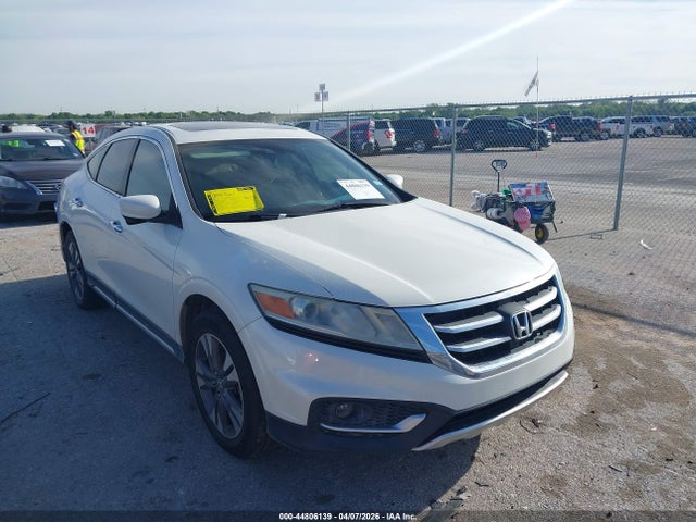 Salvage Honda Crosstour Image