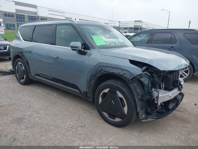 Salvage Kia Ev9 Image