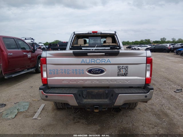 Ford F-250 Lariat