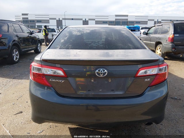 Toyota Camry Se