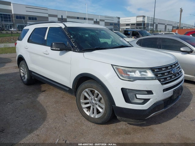 Salvage Ford Explorer Image