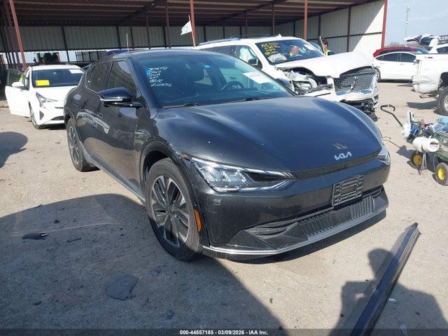 Salvage Kia EV6 Image