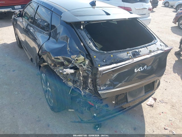Kia EV6 Wind