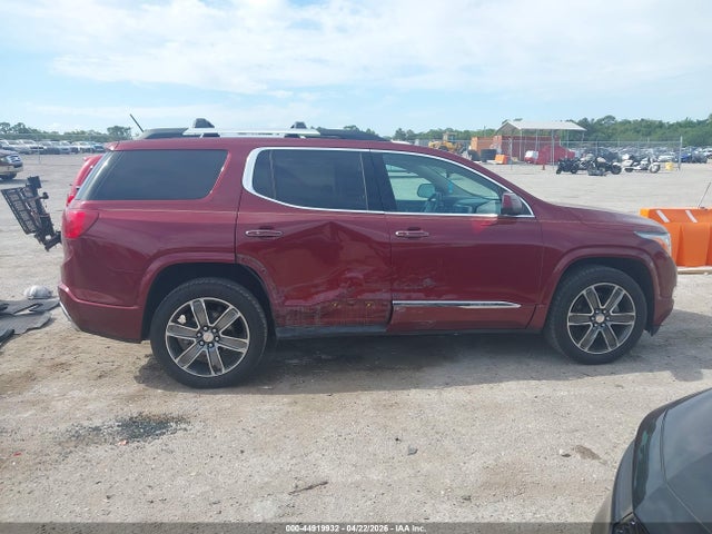 GMC Acadia Denali