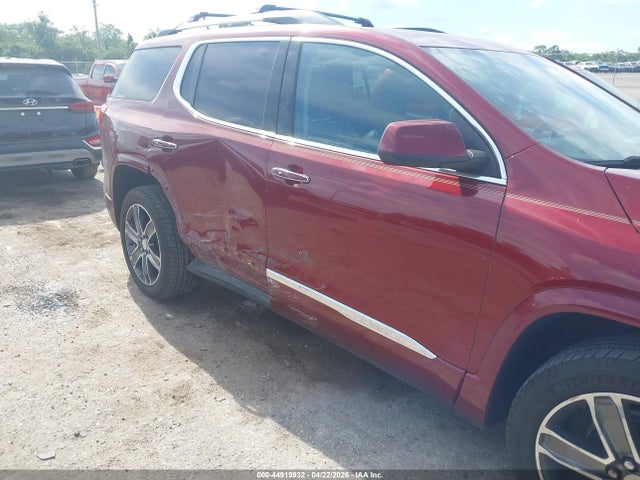 GMC Acadia Denali