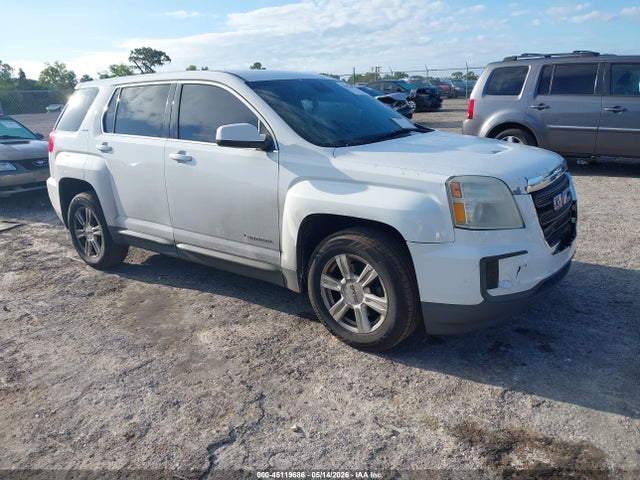 Salvage GMC Terrain Image