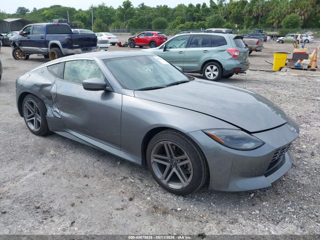 Salvage Nissan Z Image