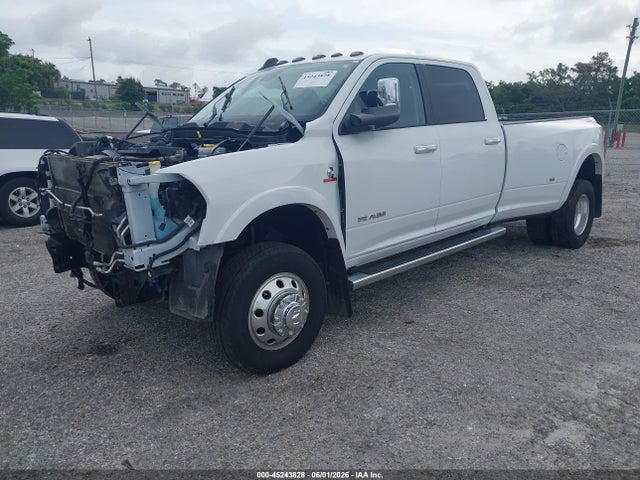 Ram 3500 Laramie  4x4 8' Box