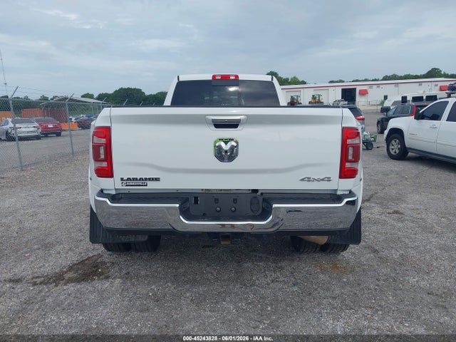 Ram 3500 Laramie  4x4 8' Box