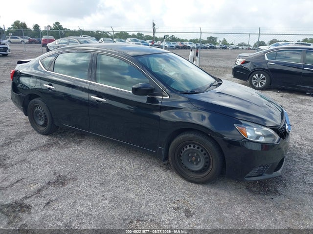 Salvage Nissan Sentra Image